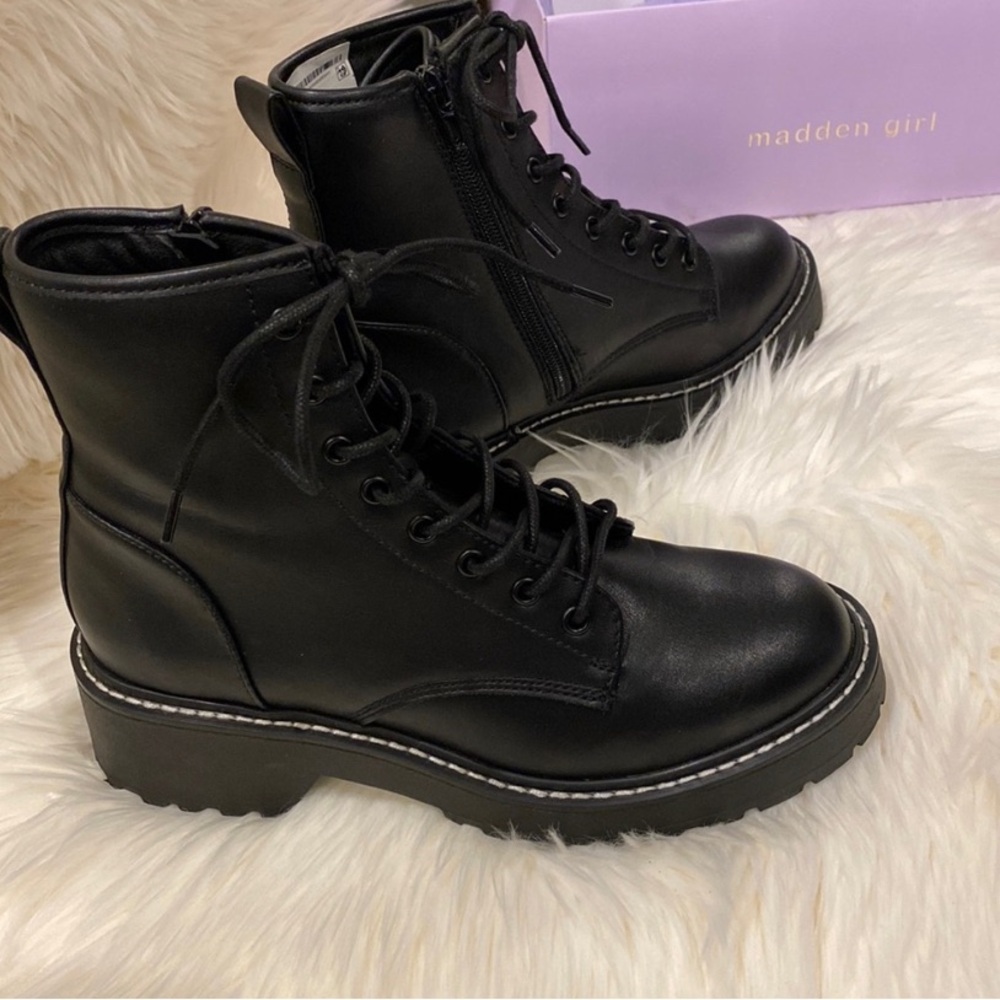 Madden Girl Carra Lace-Up Combat Boots Black 7M